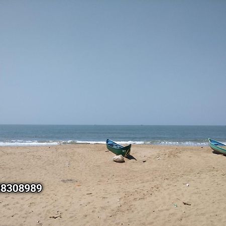 Ratnakar Arundekar Home Stay In Beach Side Ac Room Гокарна Екстериор снимка