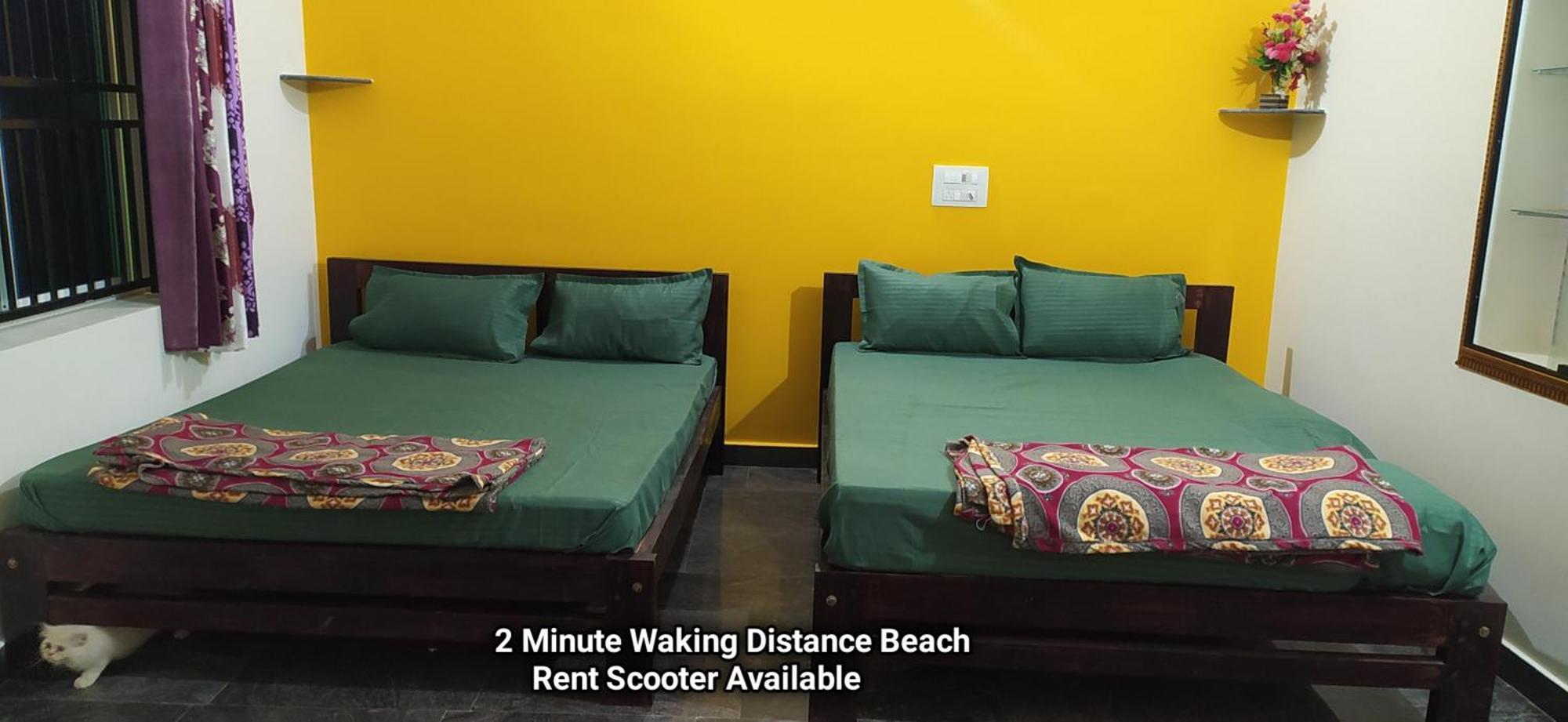 Ratnakar Arundekar Home Stay In Beach Side Ac Room Гокарна Екстериор снимка